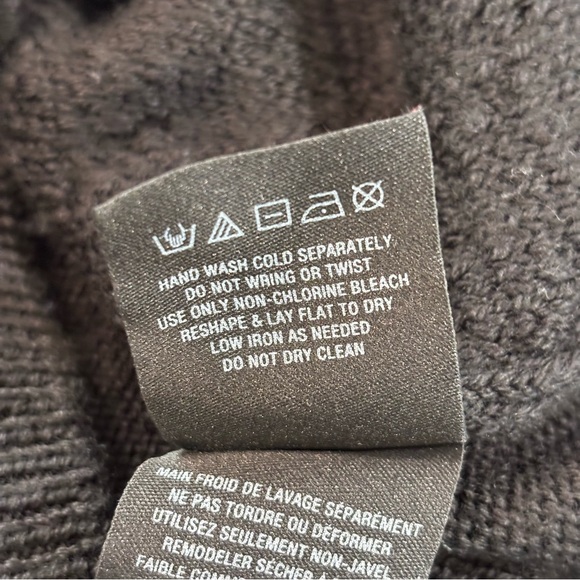 Anthropologie Knitted & Knotted Fete Sequin Sweater Medium - Picture 6 of 7